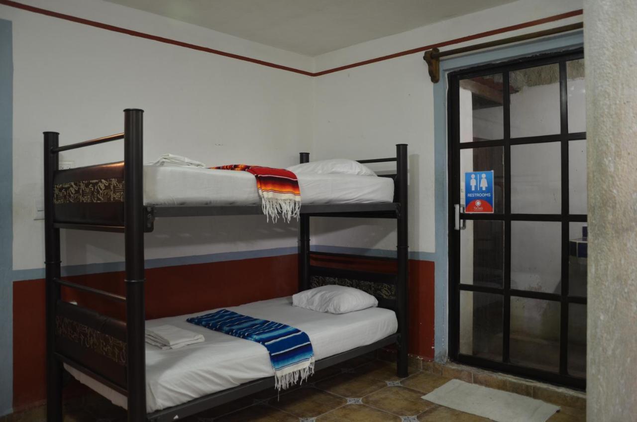 Fiesta Party Hostel - Cancún Eksteriør bilde